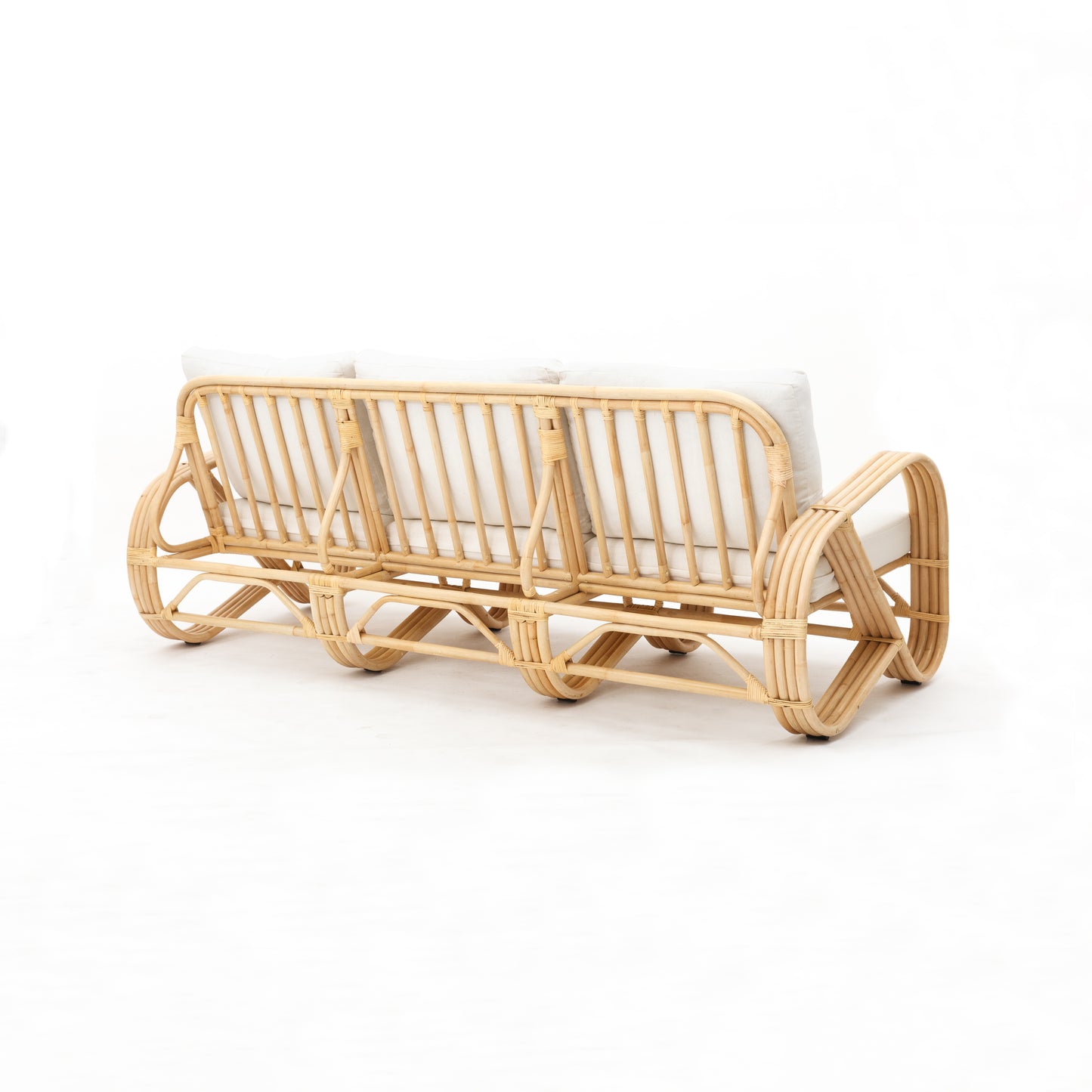 Motu_natural_rattan_sofa_Byron_bay