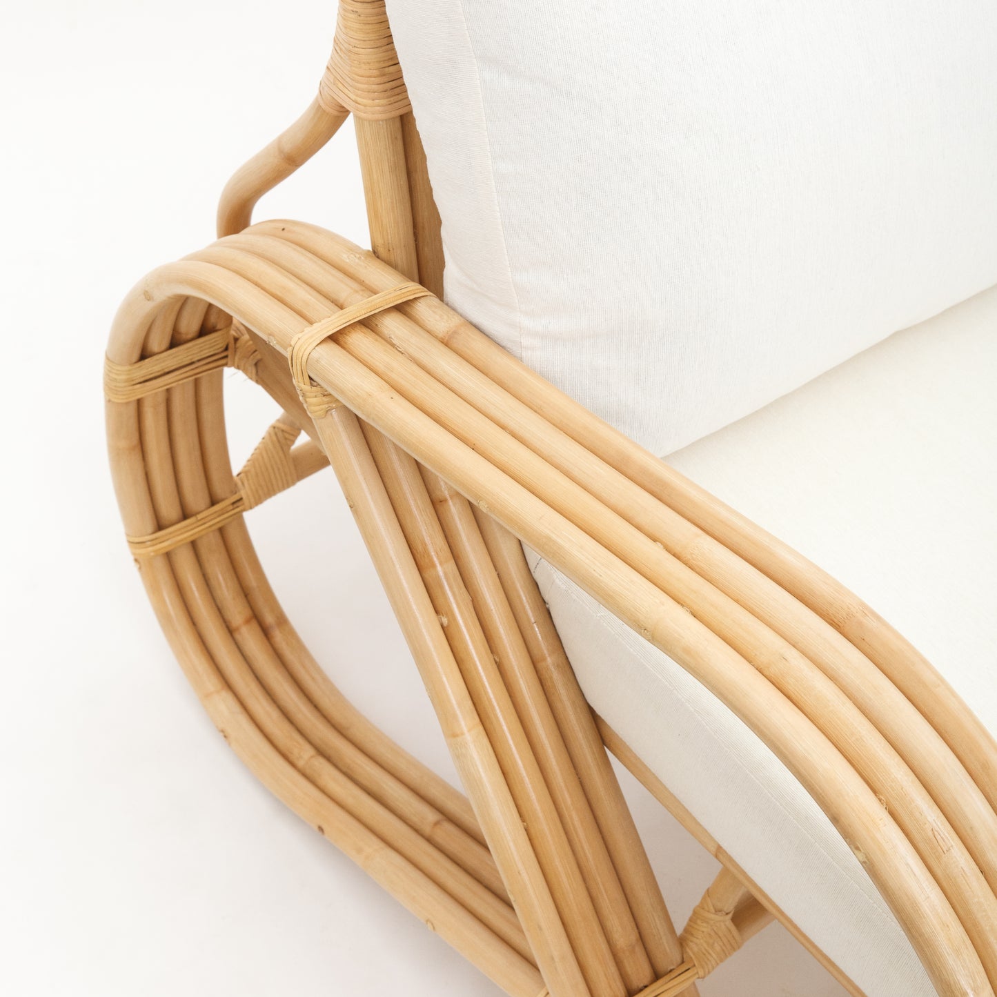 Motu_natural_rattan_sofa_Byron_bay