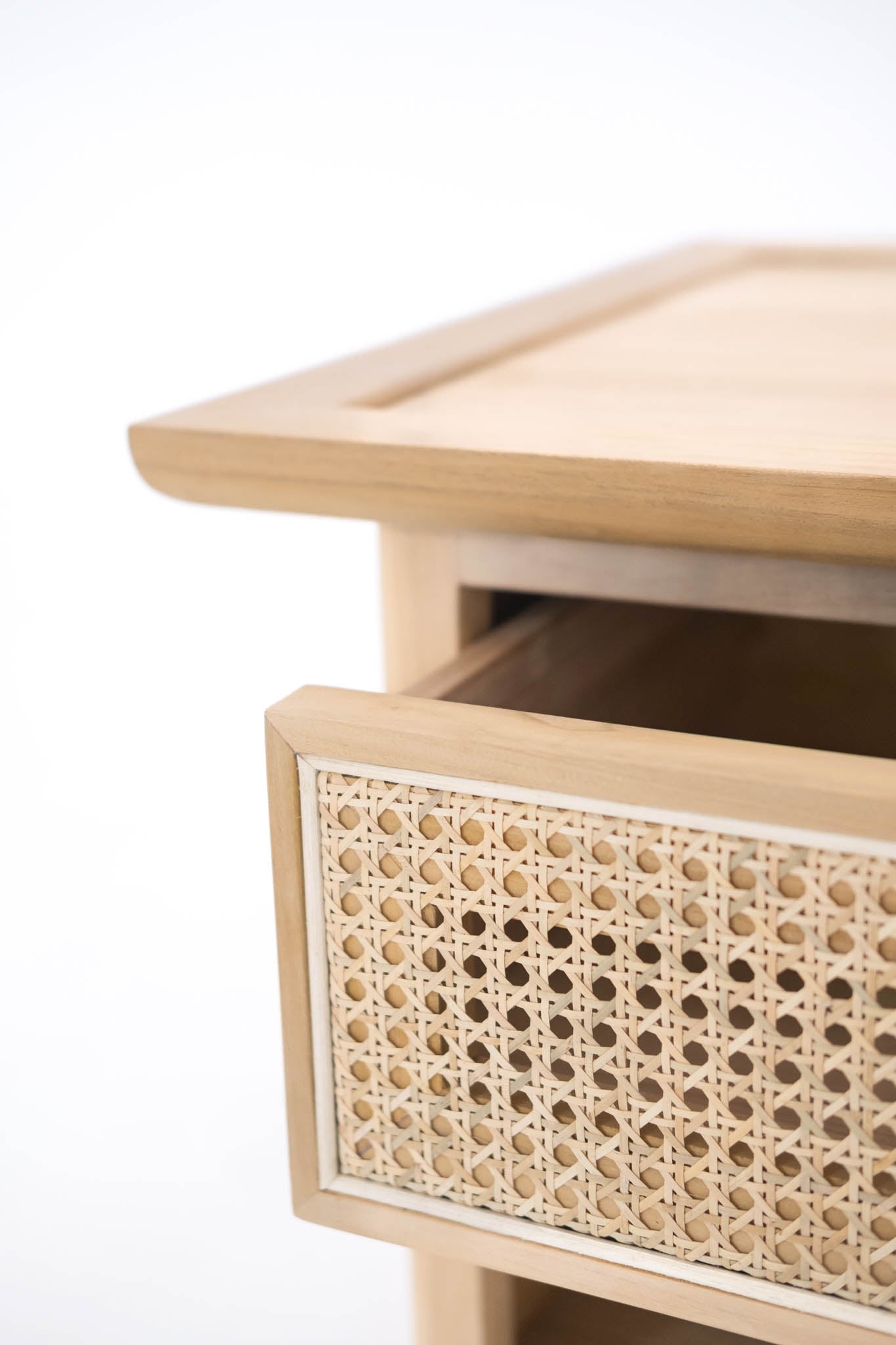 Motu Byron Bay Haapiti Nightstanf side table teak Rattan