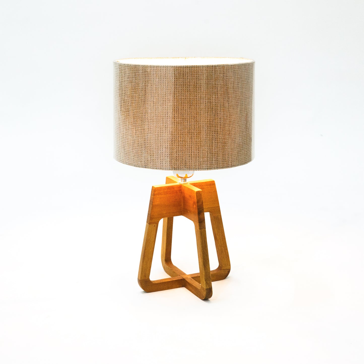 Motu_table_lamp_teak_natural_Byron_Bay