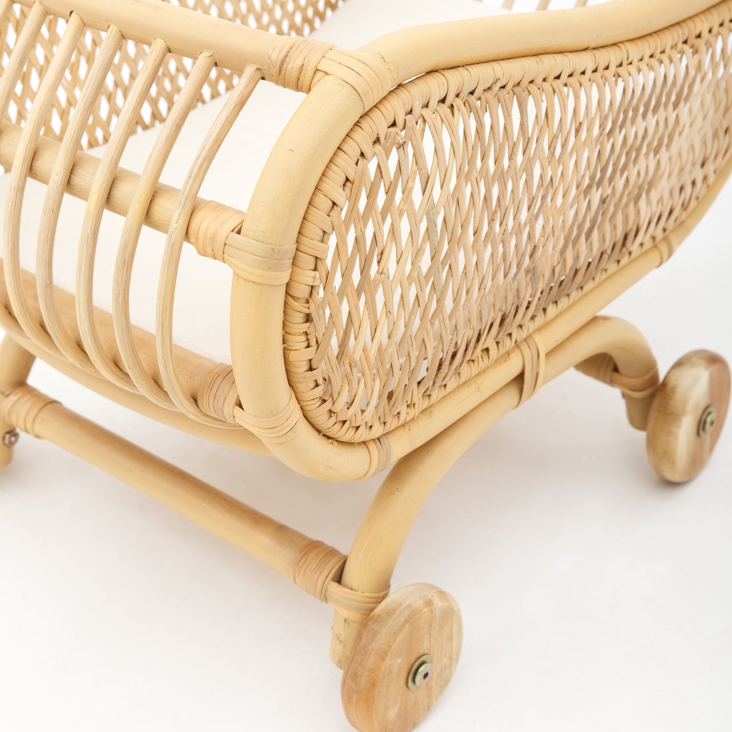 Motu Byron Bay Nui Doll Pram Rattan