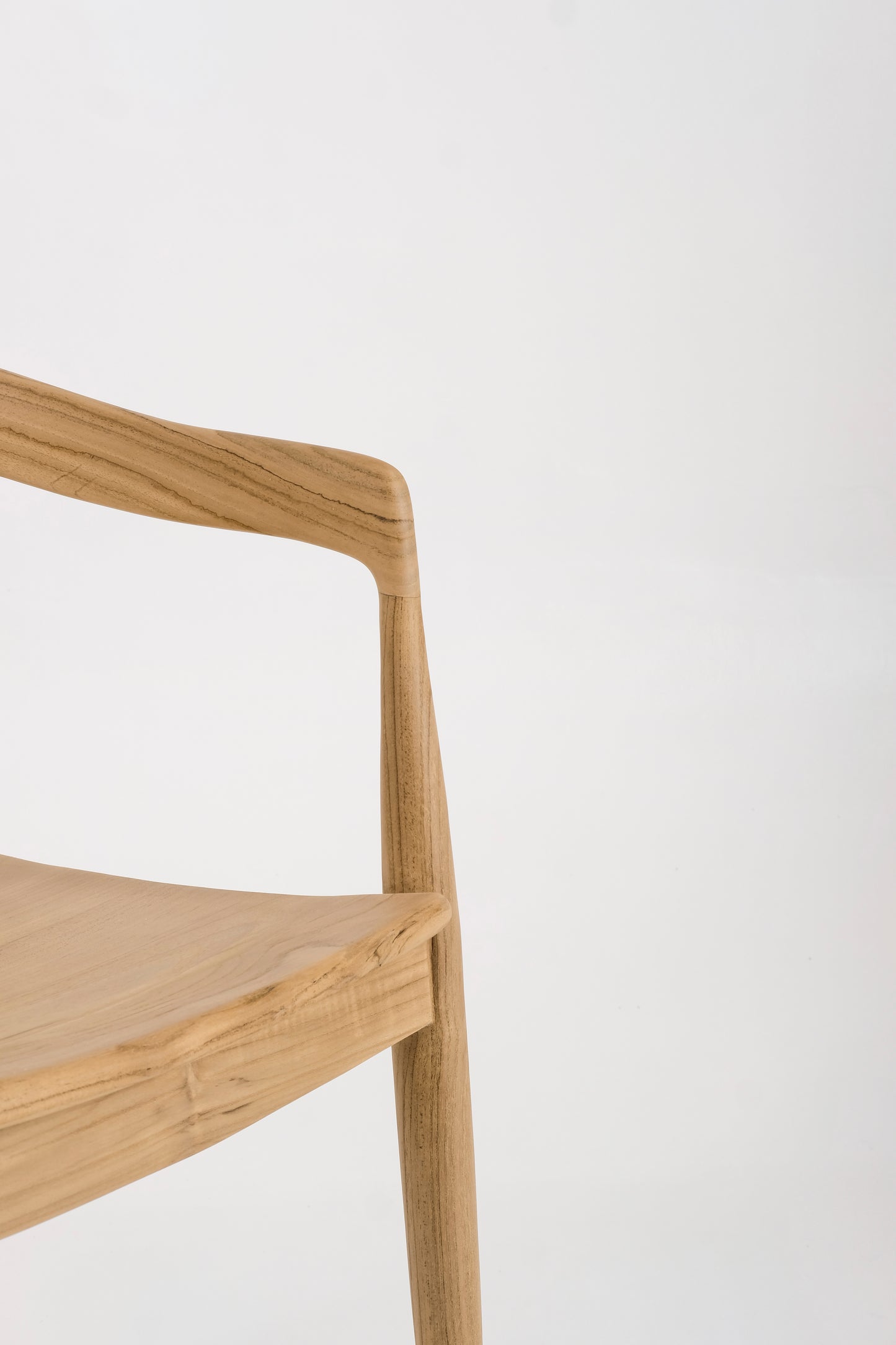 Motu_Solid_dinning_table_natural_teak _chair_Byron_Bay