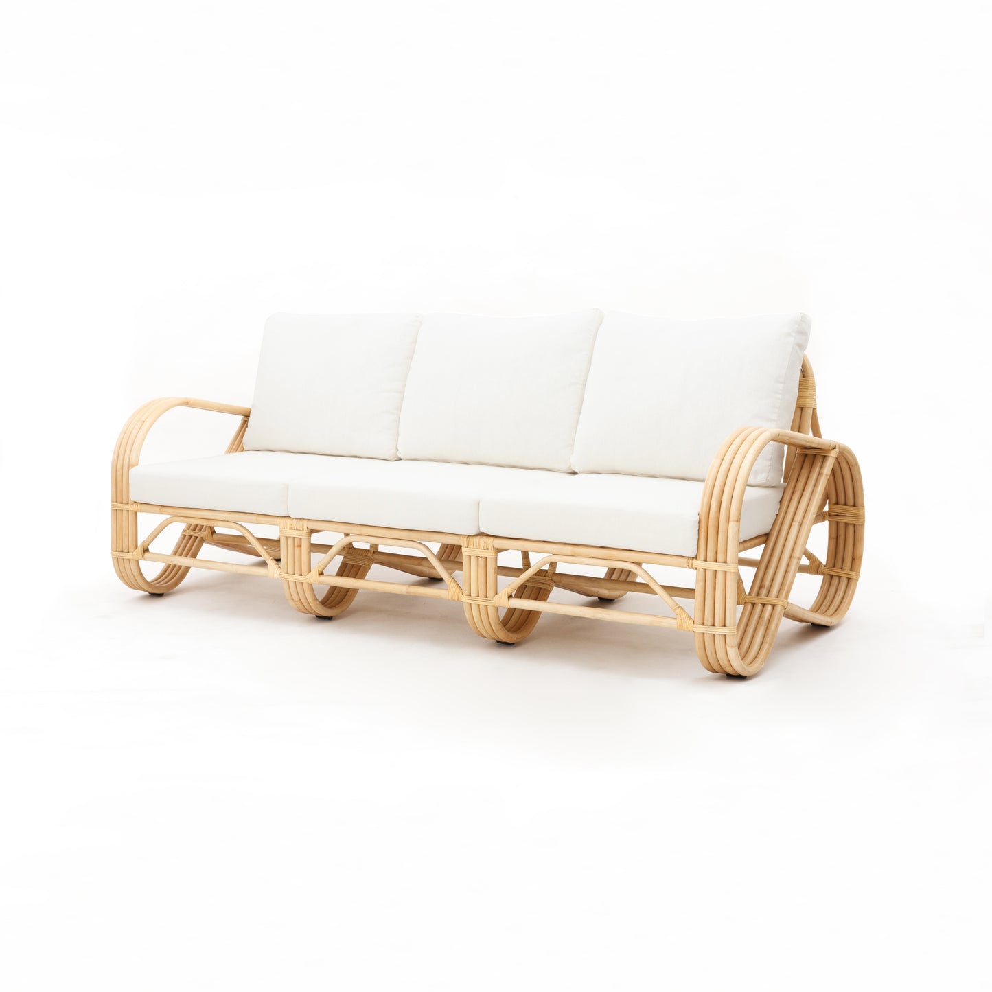 Motu_natural_rattan_sofa_Byron_bay