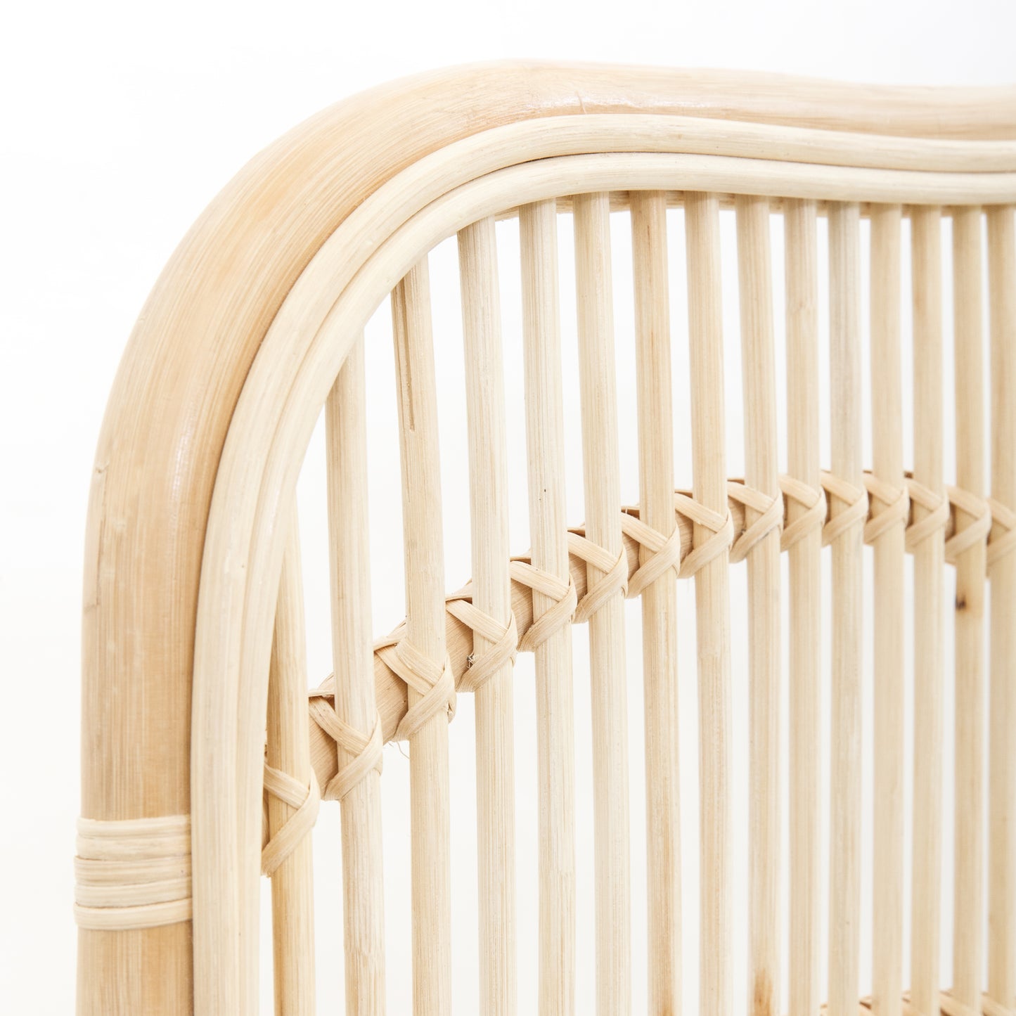 Motu-vieri_headboard_rattan_bed_natural_ByronBay