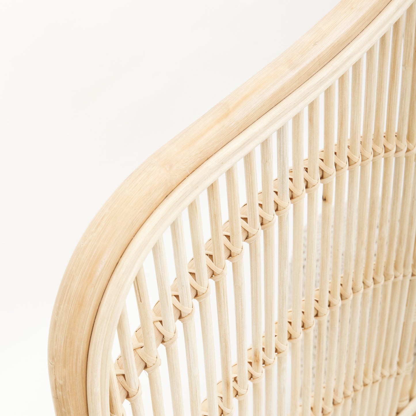 Motu-vieri_headboard_rattan_bed_natural_ByronBay