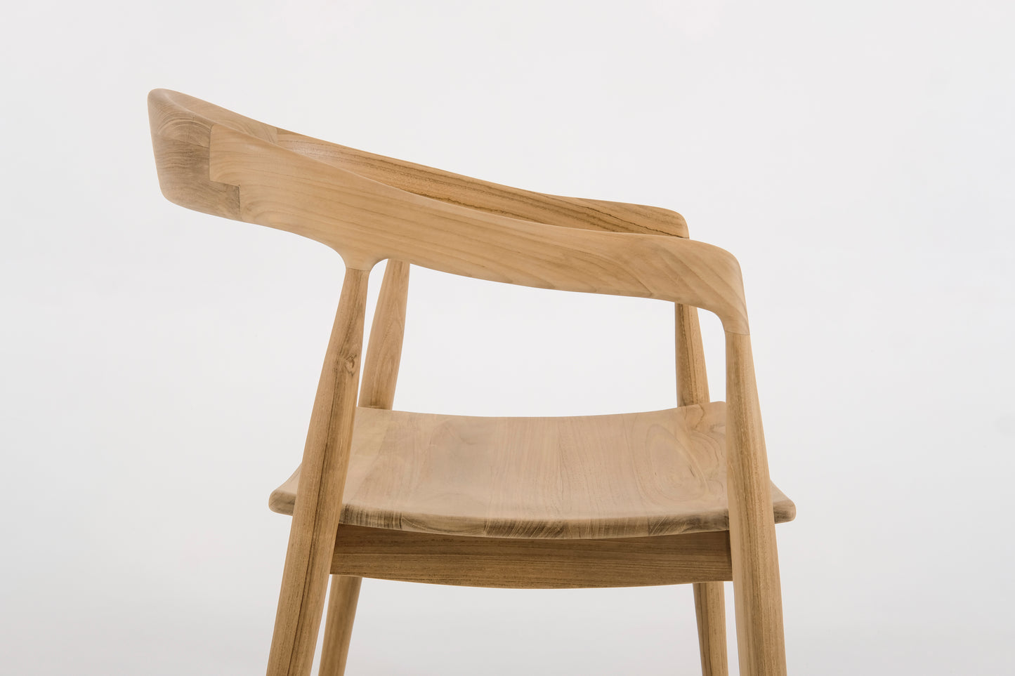 Motu_Nono_natural_solid_ teak_dinning_chair_Byron_Bay