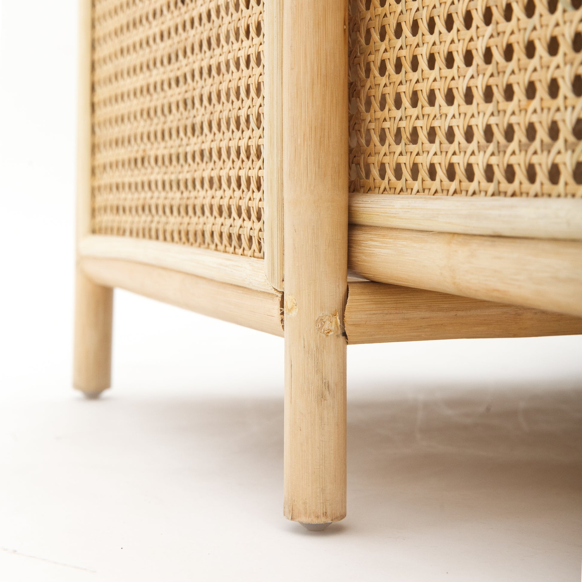 Motu_Rai_rattan_drawer_natural_Byron_bau