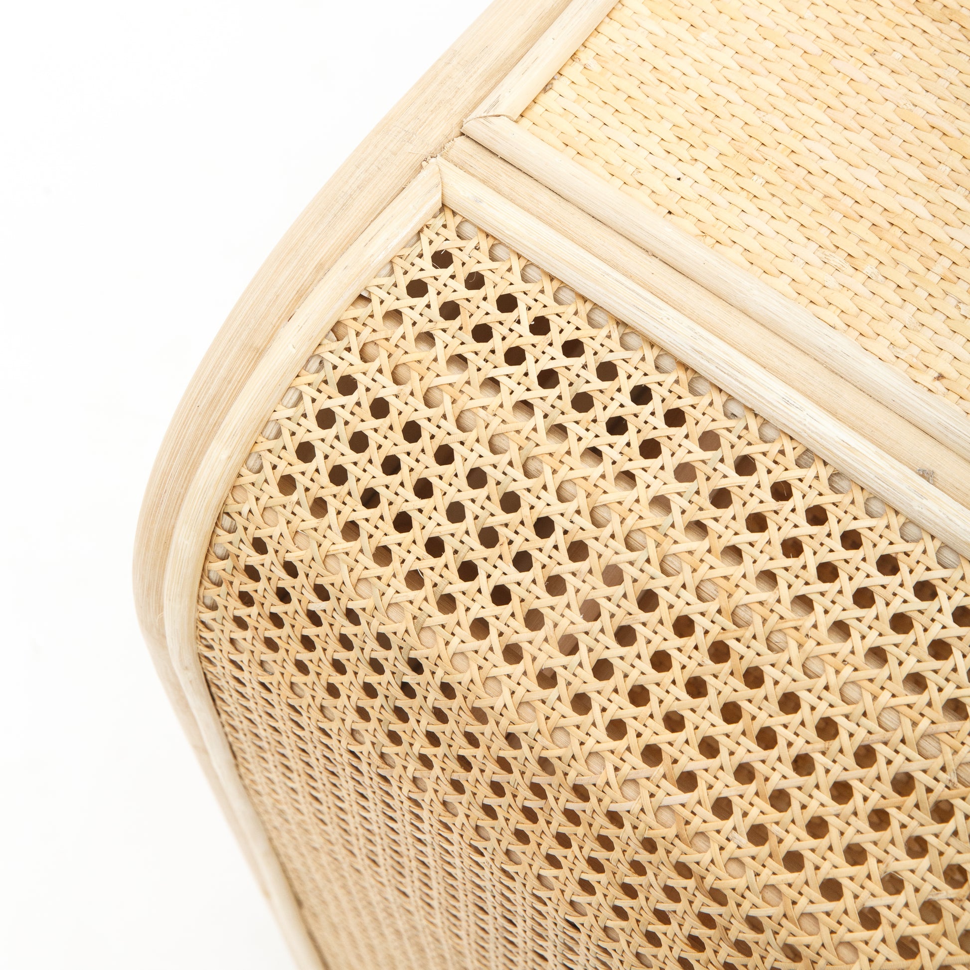 Motu_Rai_rattan_drawer_natural_Byron_bau
