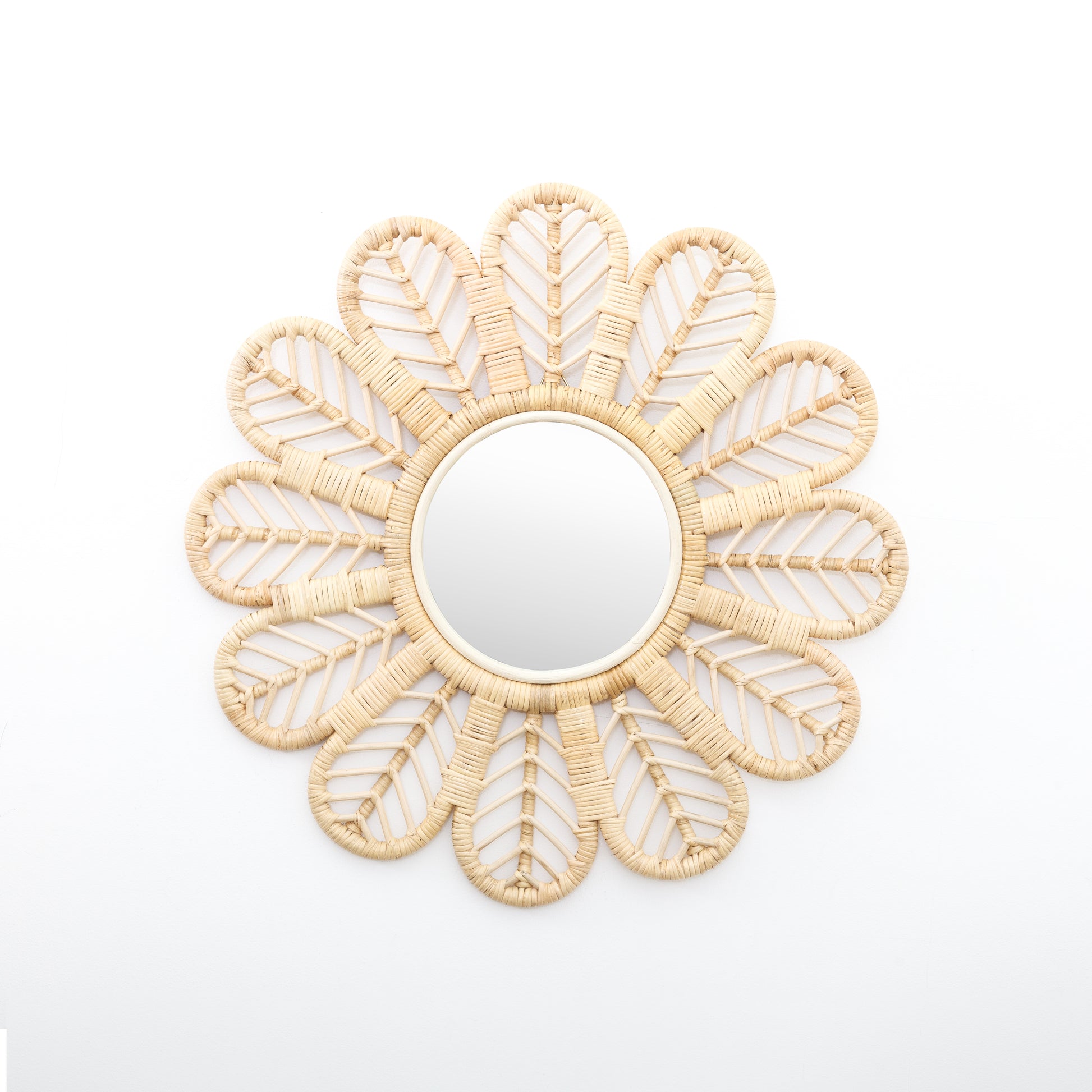 Motu_Raiana_flower_rattan_natural_mirror_Byron_Bay