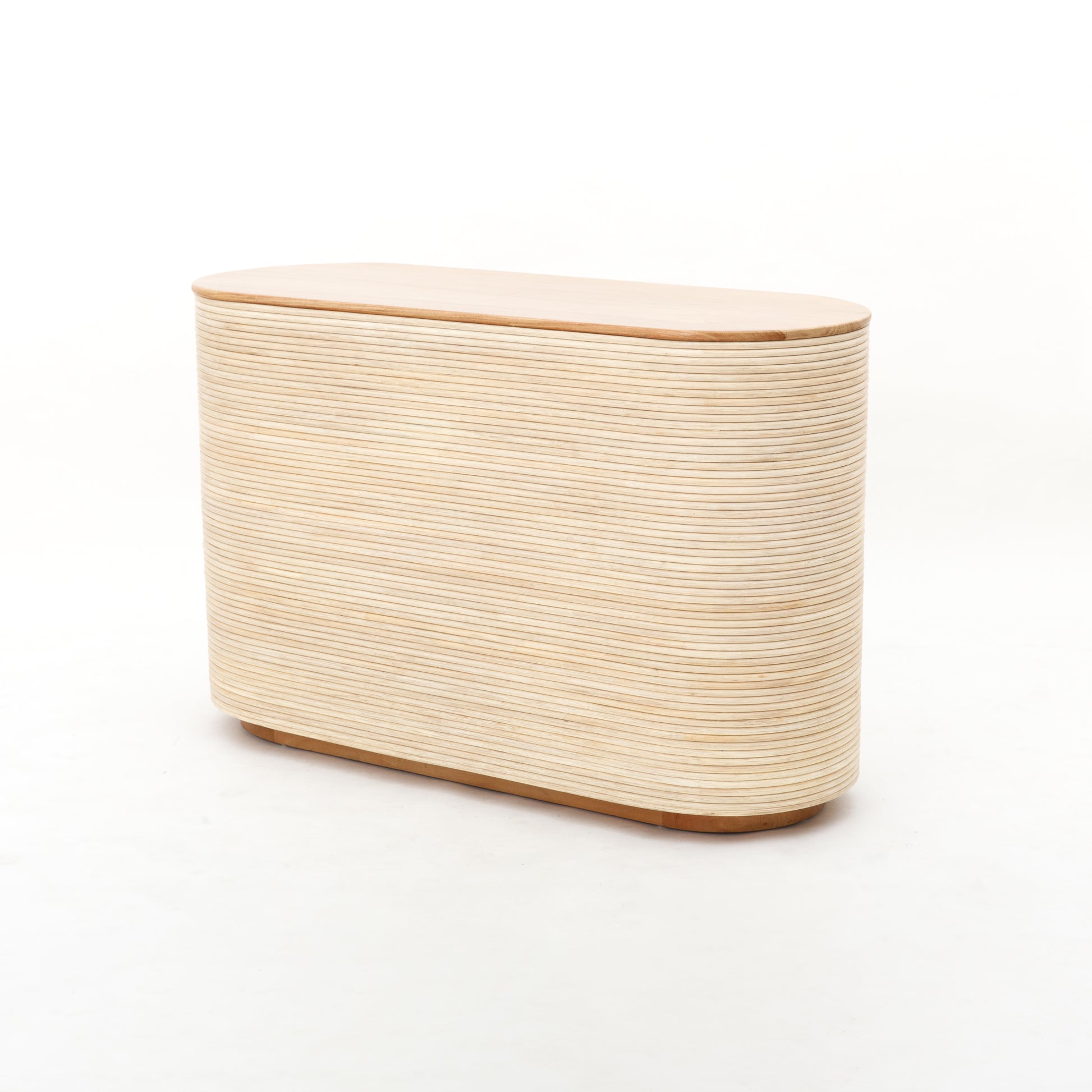 Motu_Manua_Buffet_Rattan_natural_Teak_Byron_Bay